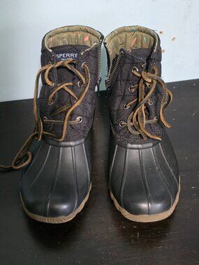 Womens Sperry boots